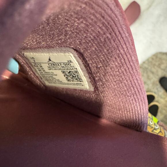 Jordan Nola Purple Slides NWOT Size 7 - Picture 5 of 8